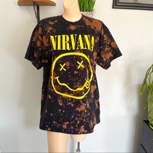 NIRVANA Tops - NIRVANA SMILEY FACE CUSTOM BLEACHED T SHIRT